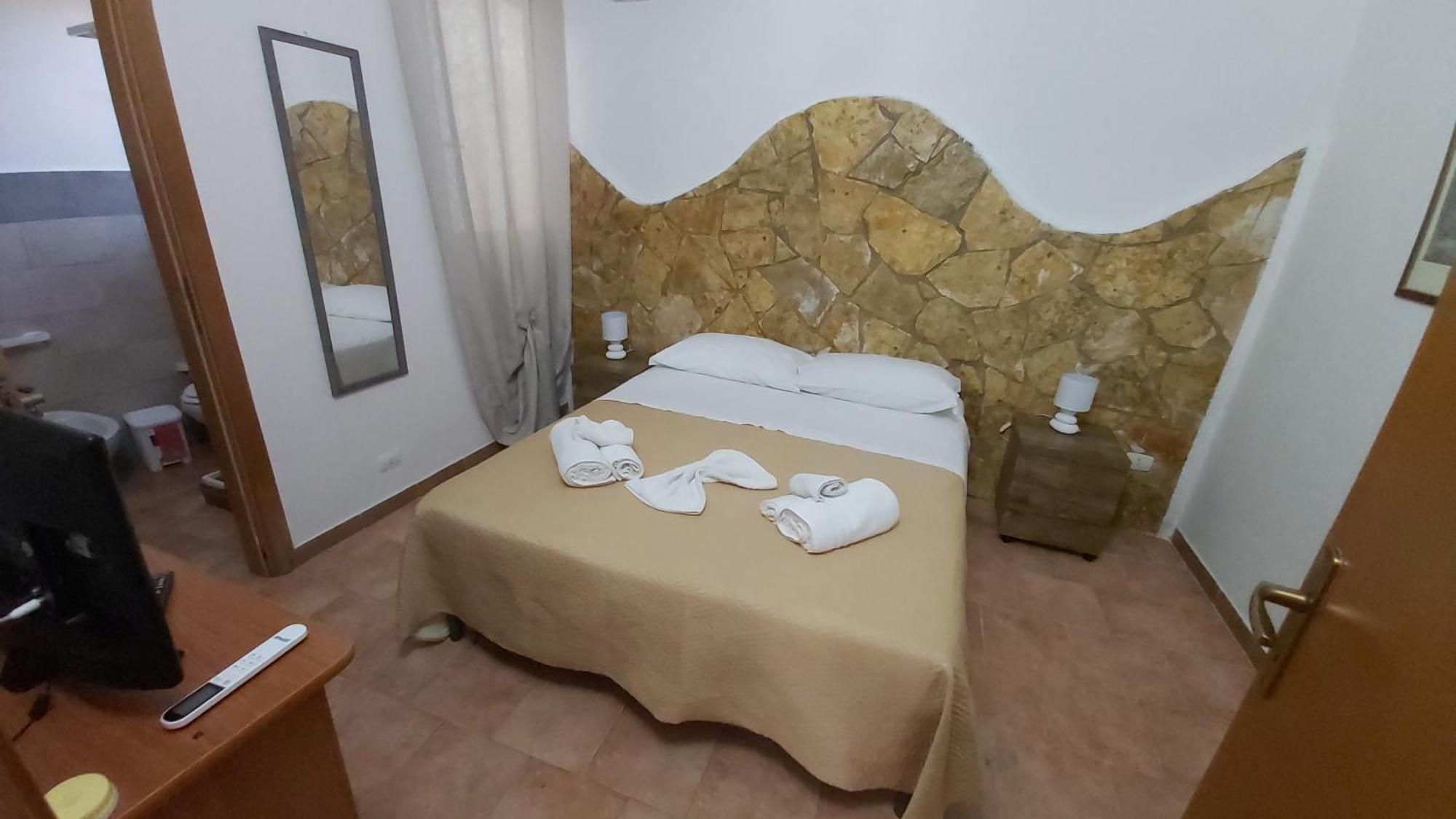 Residence Il Castello LMP Szoba fotó